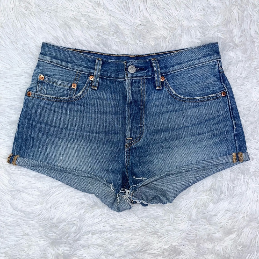 LEVI’S Women’s 501 Button Fly Cut Off Blue Denim Jean Shorts 27